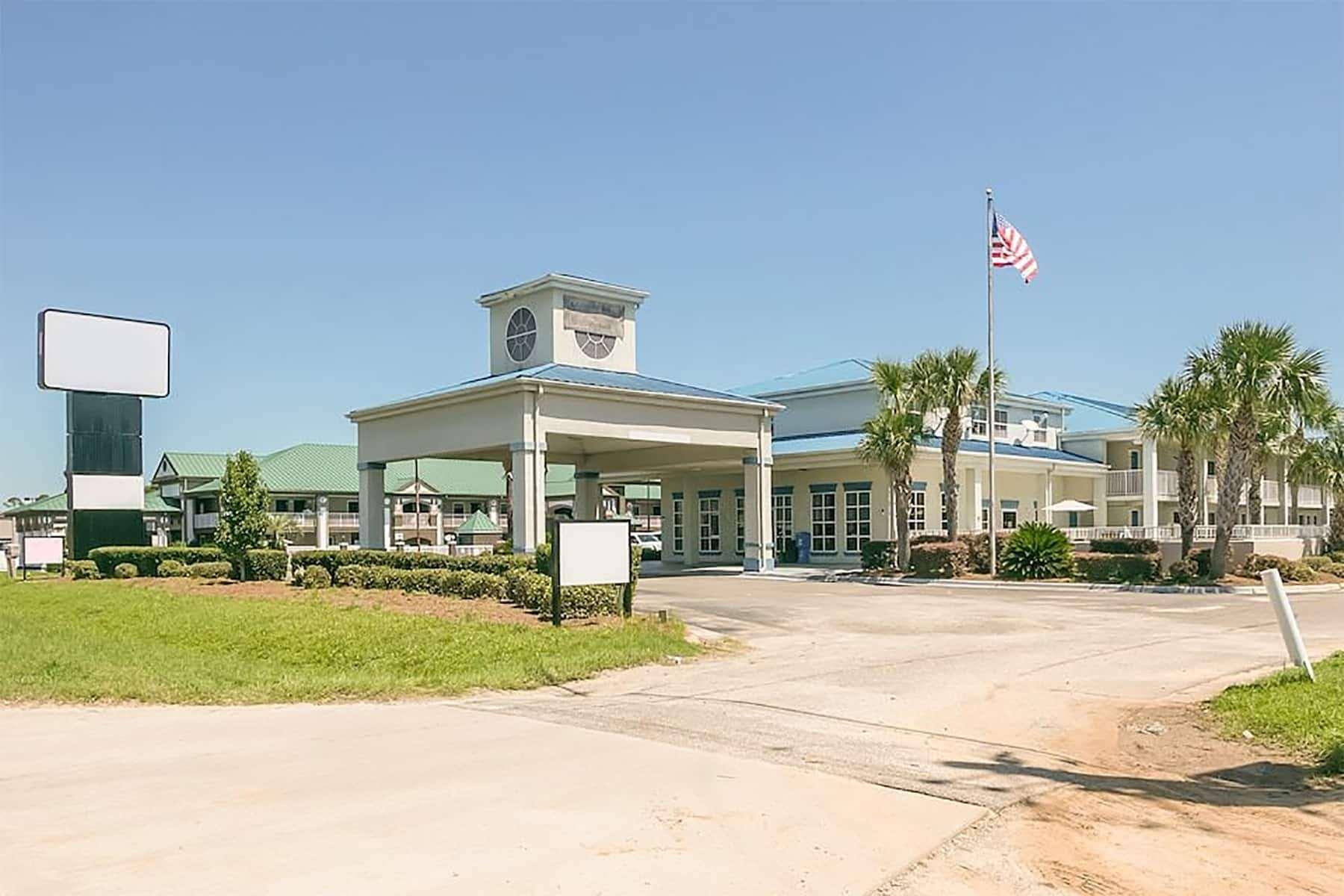 Baymont By Wyndham Marianna Hotel Exterior photo